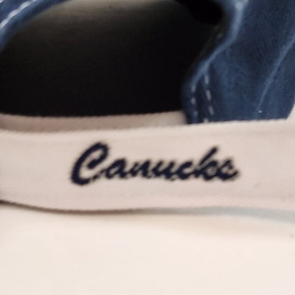 Vancouver Canucks Womens Ballcap NWT - Picture 8 of 13